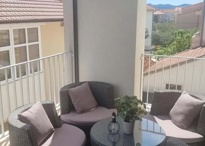 Apartment Nevio