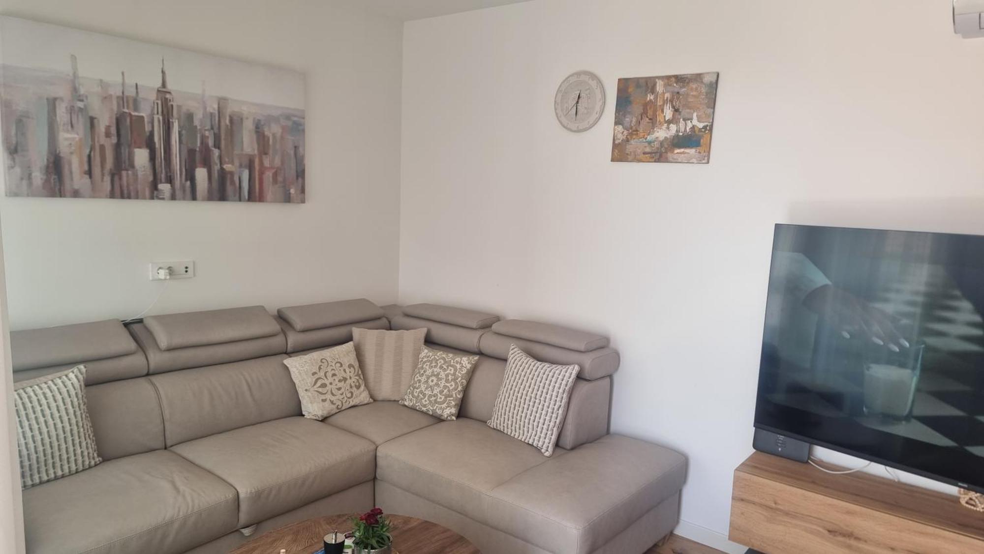 Apartment Nevio